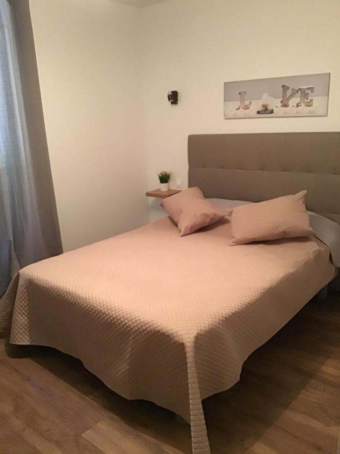 Magnifique T4 Avec Terrasse A Saint-Nectaire - 8 Pers Apartment Ngoại thất bức ảnh
